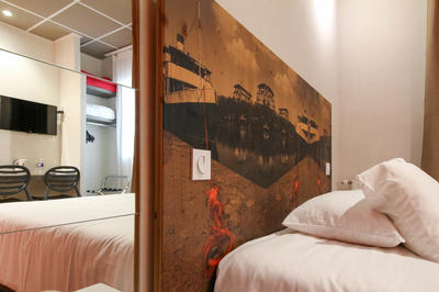 Hôtel Kyriad Nantes Centre Graslin