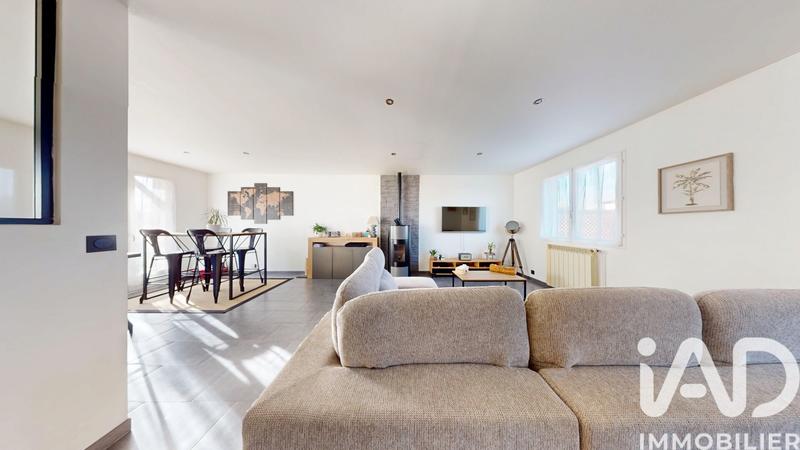 Maison - 80 m² - 5 pièces