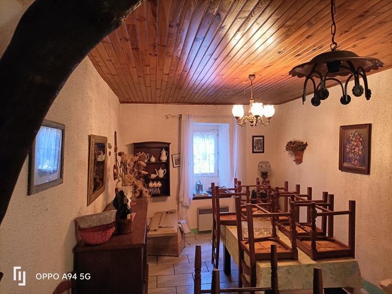 Maison - 97 m² - 5 pièces