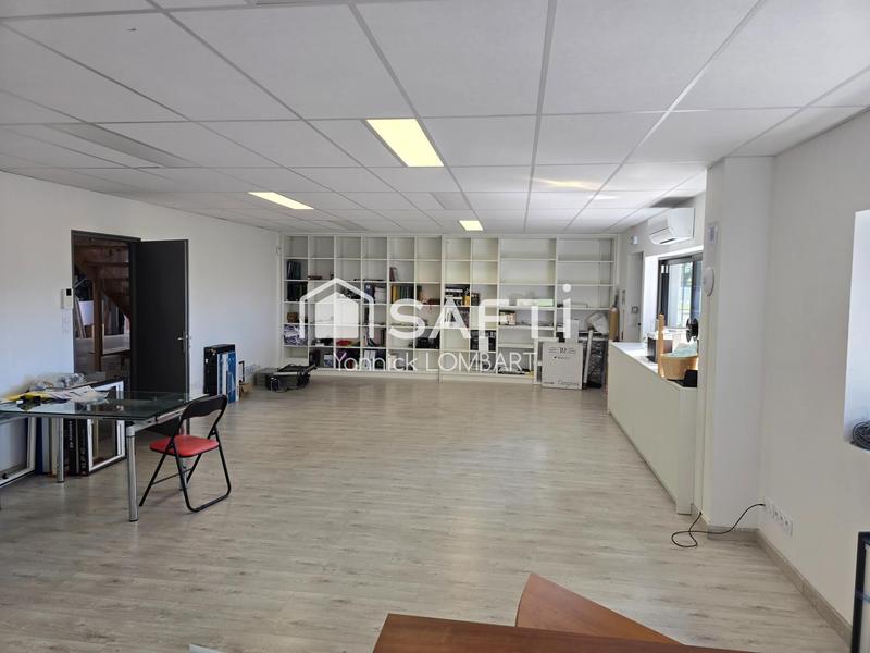 Local commercial - 1 000 m² - 5 pièces