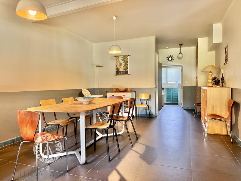 Propriété - 504 m² - 12 pièces