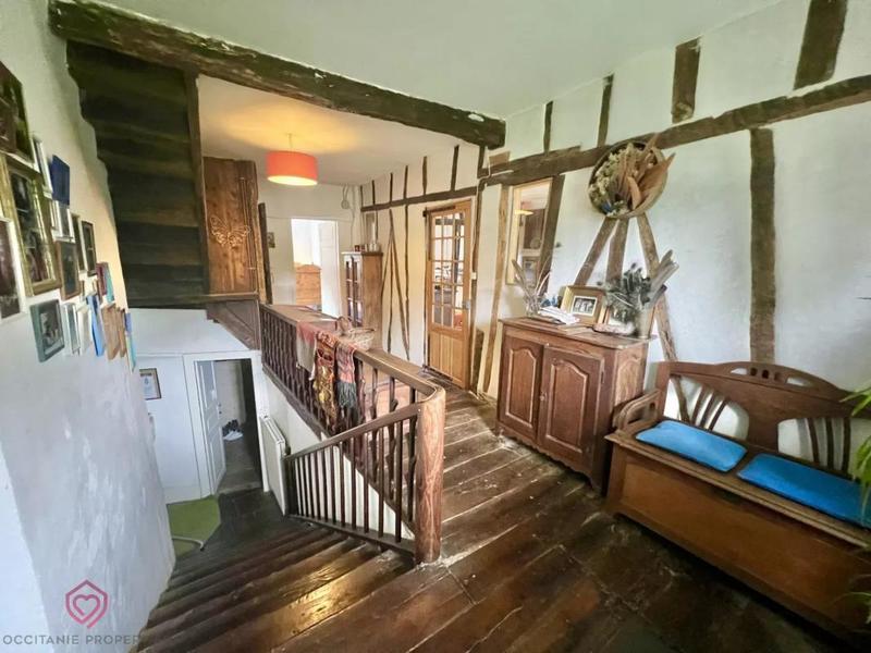 Propriété - 300 m² - 8 pièces