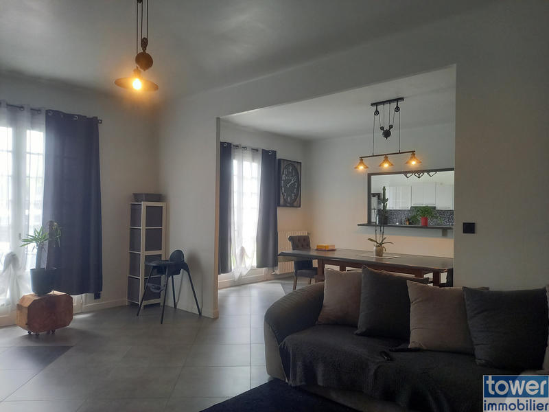 Maison - 158 m² - 6 pièces