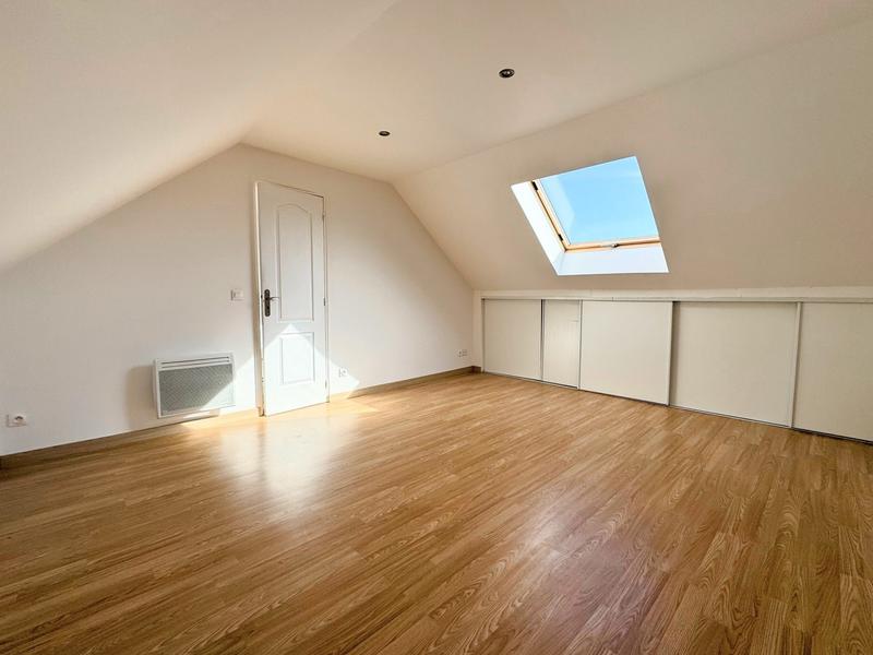 Maison - 102 m² - 5 pièces