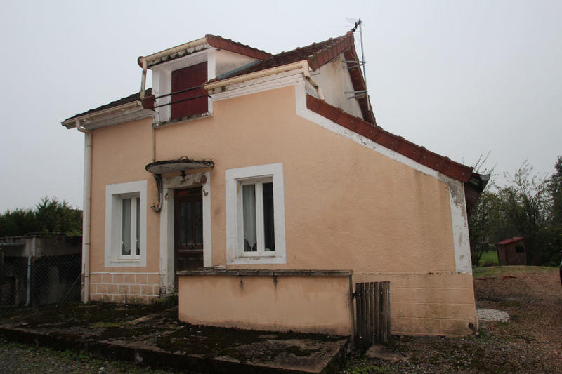 Maison - 93 m² - 4 pièces