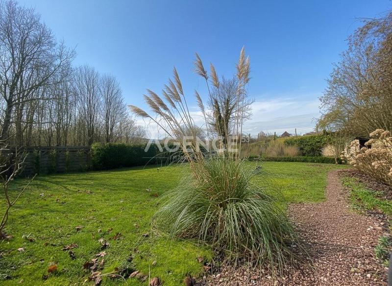 Maison - 221 m² - 7 pièces