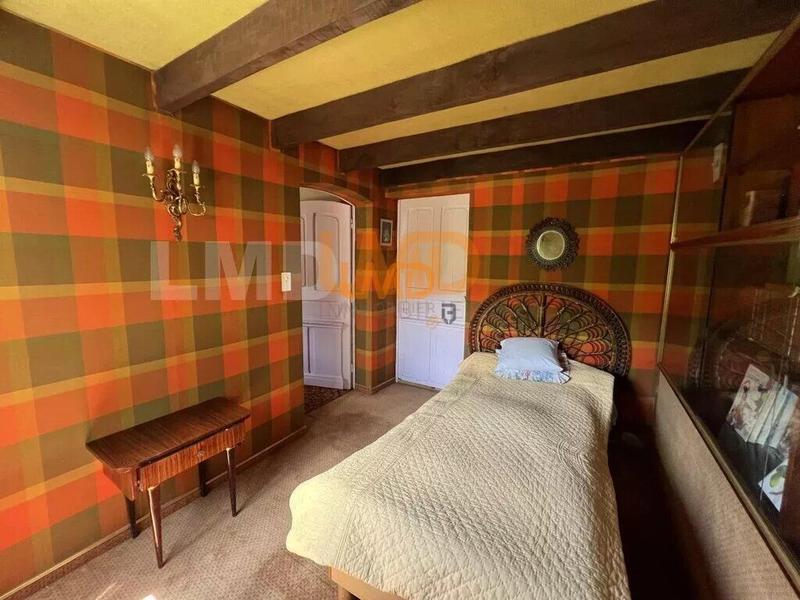 Villa - 237 m² - 8 pièces