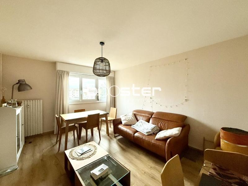 Appartement ancien - 64 m² - 3 pièces