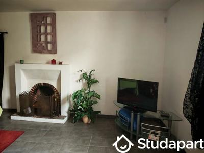 Chambre - 12 m² - 1 pièce