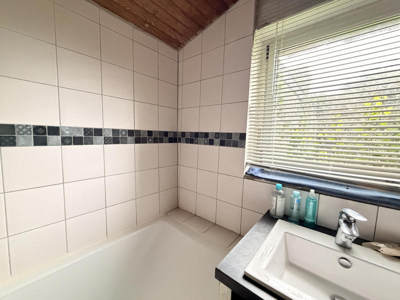 Maison - 204 m² - 11 pièces