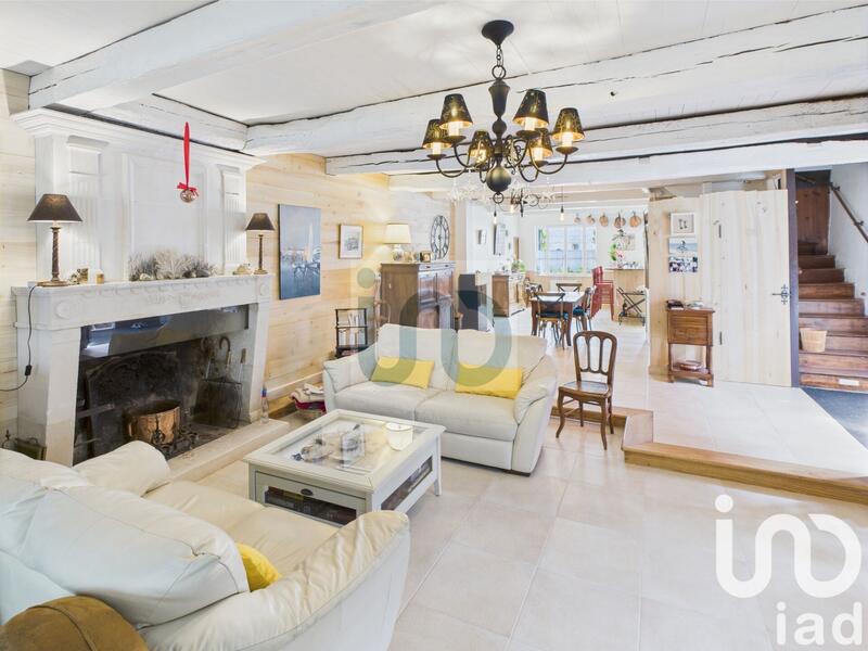 Maison de village - 212 m² - 7 pièces