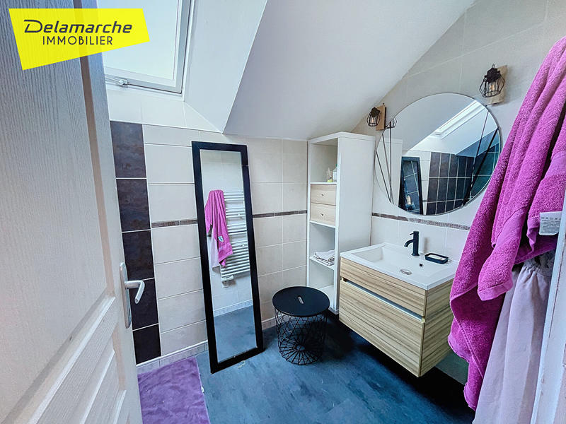 Maison - 250 m² - 7 pièces