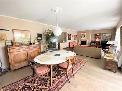 Maison - 183 m² - 7 pièces