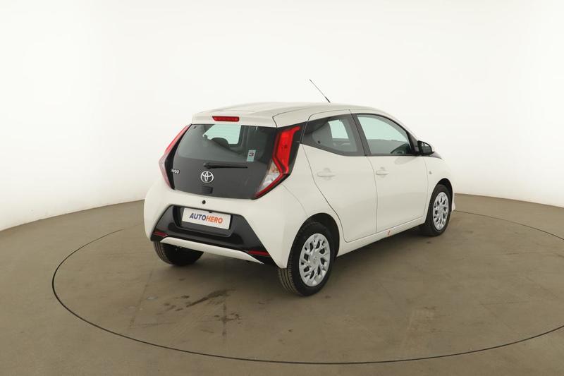 Toyota Aygo 1.0 Vvt-i X-Play 5p 72 ch