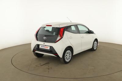 Toyota Aygo 1.0 Vvt-i X-Play 5p 72 ch