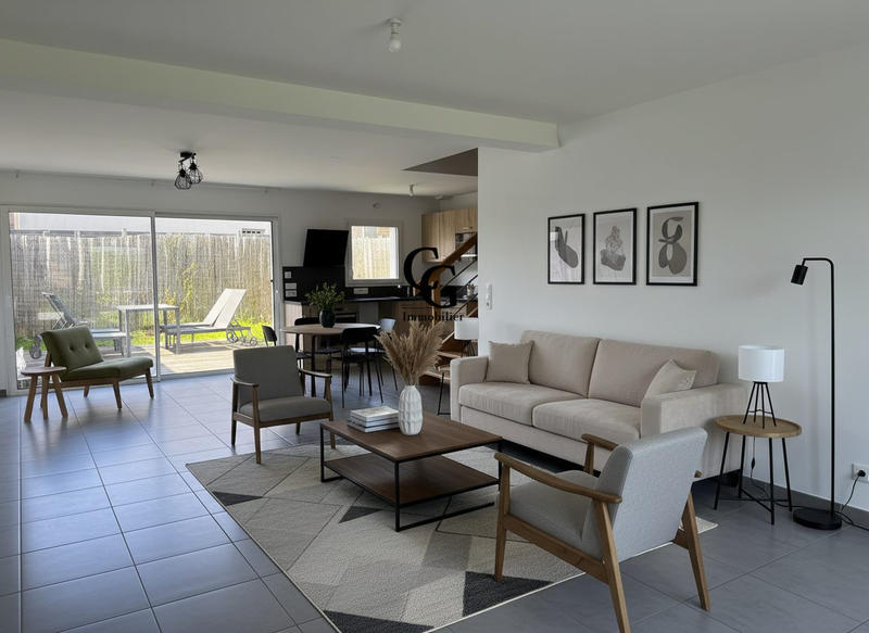 Maison - 80 m² - 4 pièces