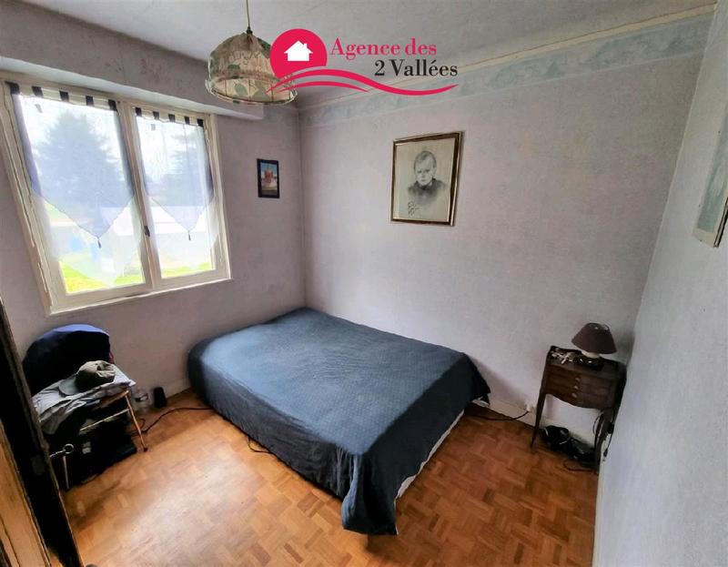 Maison - 235 m² - 10 pièces