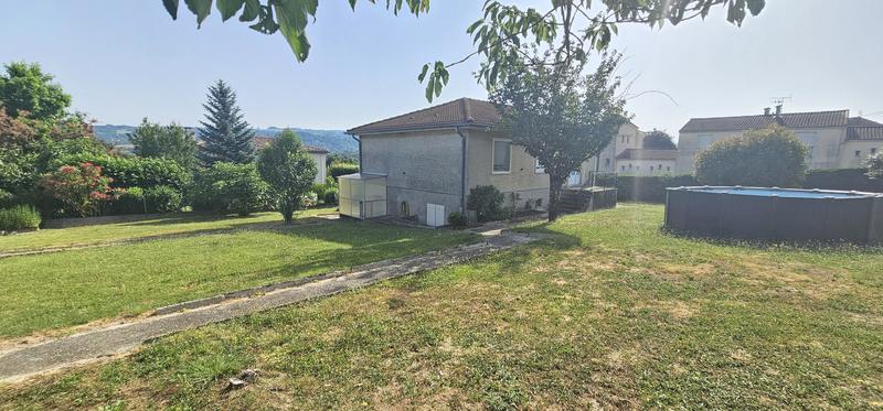 Maison - 121 m² - 6 pièces