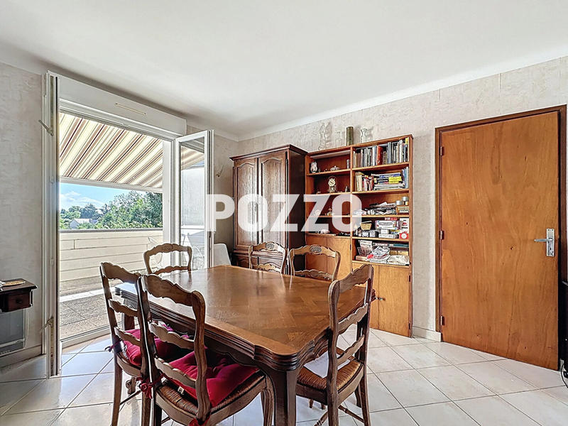 Maison - 137 m² - 7 pièces