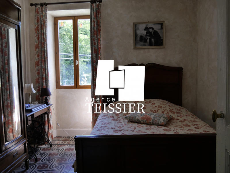 Maison - 120 m² - 4 pièces