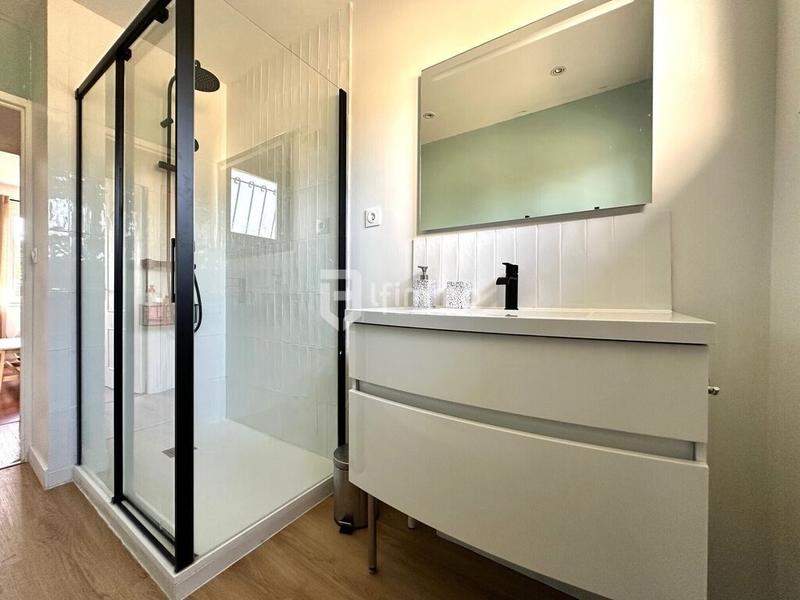 Maison - 123 m² - 6 pièces