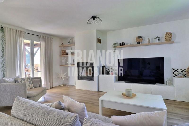 Maison - 161 m² - 7 pièces