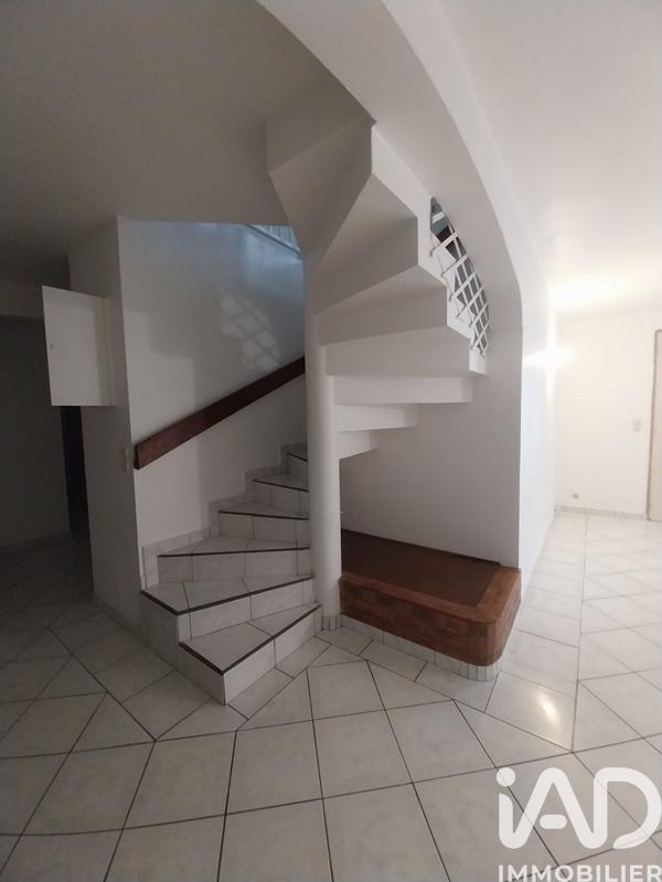 Maison - 164 m² - 7 pièces