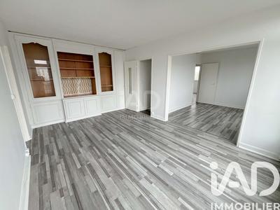 Appartement - 79 m² - 5 pièces