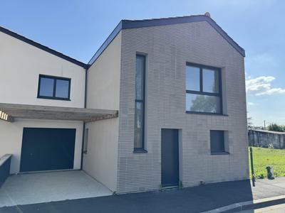 Maison contemporaine - 100 m² - 4 pièces