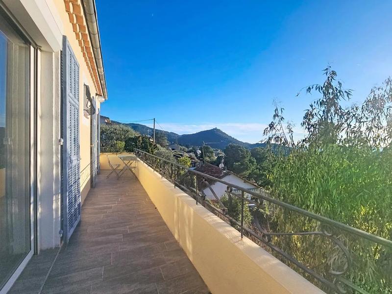 Maison - 89 m² - 4 pièces