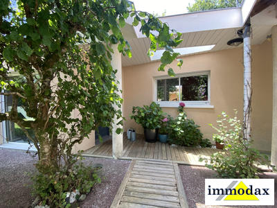 Maison contemporaine - 192 m² - 6 pièces