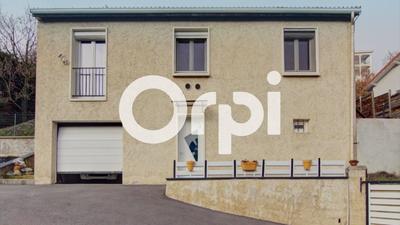 Maison - 83 m² - 4 pièces