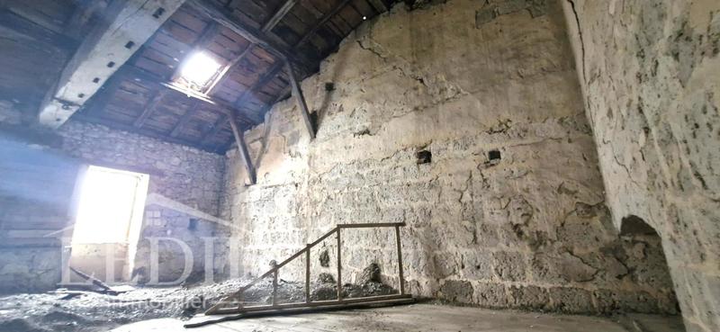 Maison - 80 m² - 2 pièces