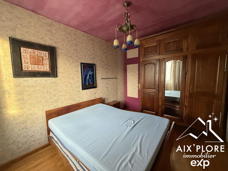 Appartement - 104 m² - 5 pièces