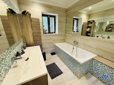 Maison - 176 m² - 5 pièces