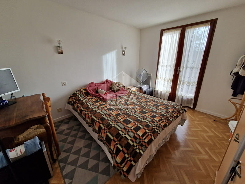 Maison - 121 m² - 5 pièces