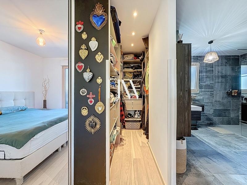 Appartement - 110 m² - 5 pièces