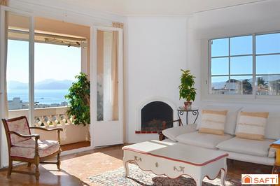 Appartement - 100 m² - 4 pièces