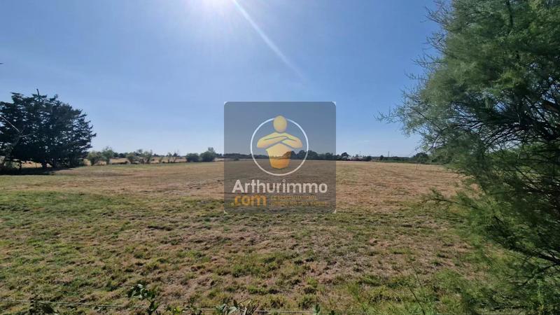 Maison - 245 m² - 8 pièces