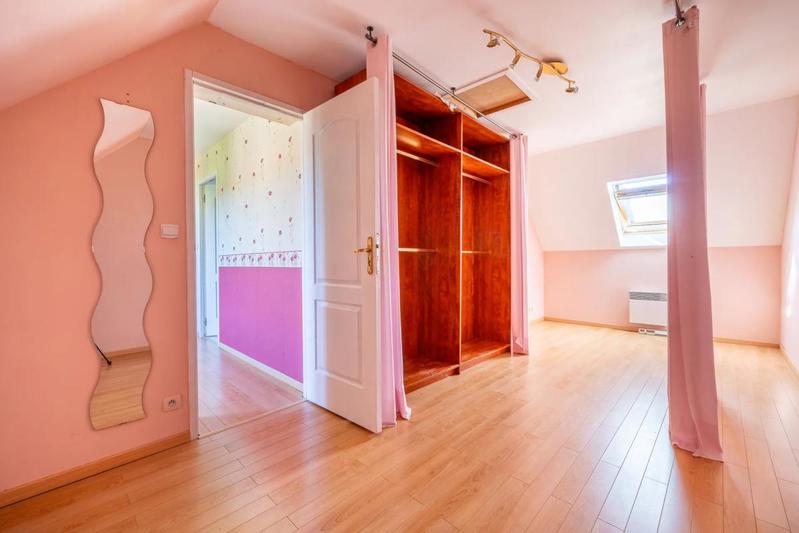 Maison - 195 m² - 6 pièces