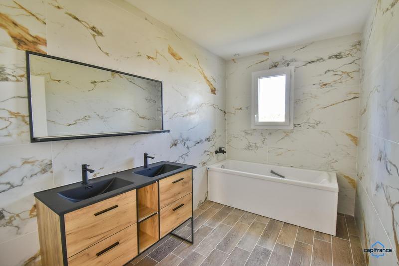 Maison - 115 m² - 4 pièces