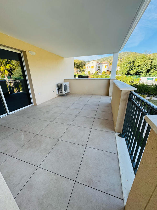 Appartement - 57 m² - 3 pièces