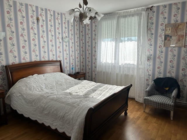 Maison - 100 m² - 6 pièces