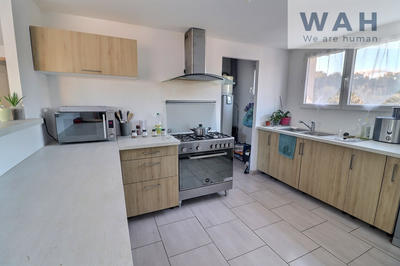 Villa - 291 m² - 9 pièces