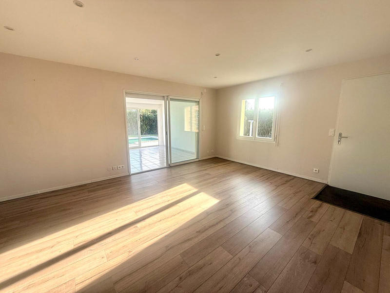 Maison - 151 m² - 6 pièces