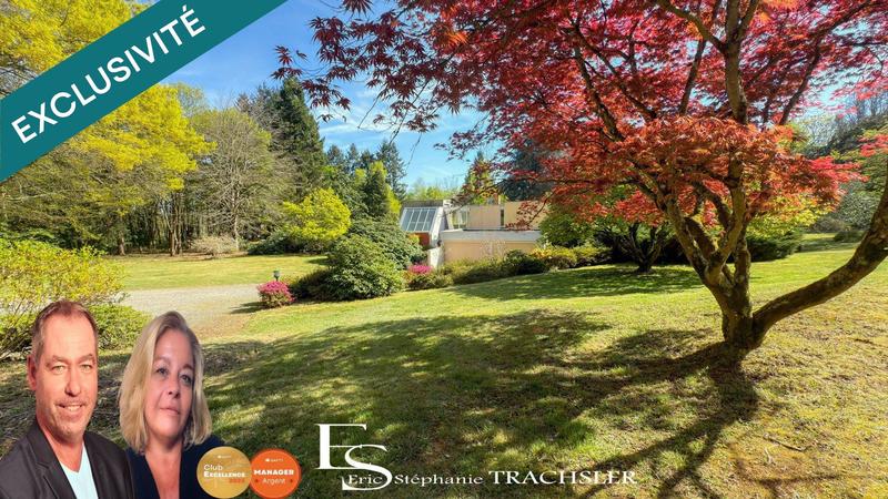 Maison - 304 m² - 12 pièces