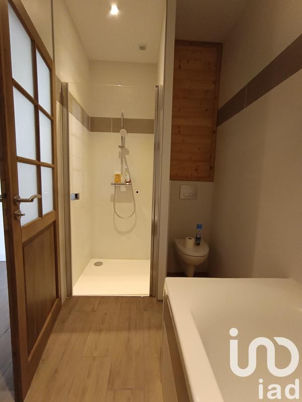 Maison - 400 m² - 5 pièces