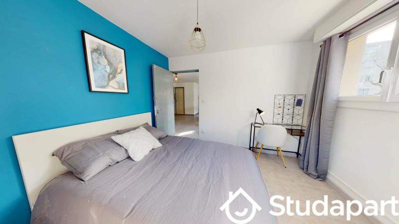 Chambre - 10 m² - 1 pièce