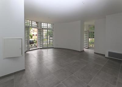 Appartement - 108 m² - 5 pièces