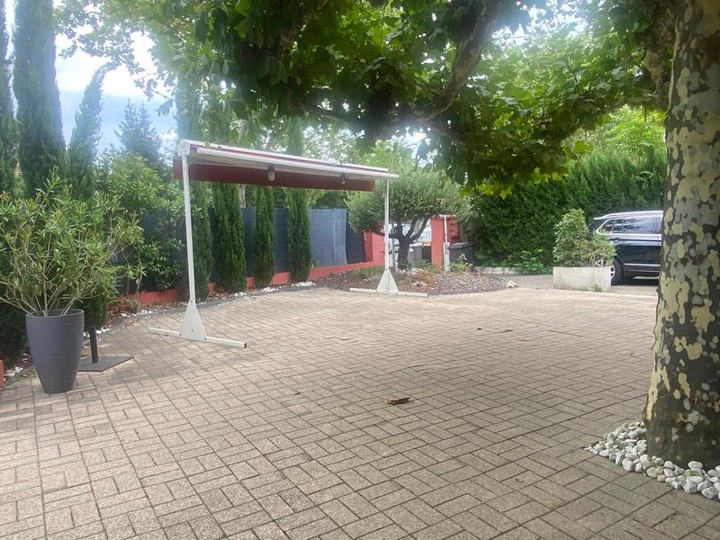 Fonds de commerce - Hôtellerie / Restauration - 320 m²